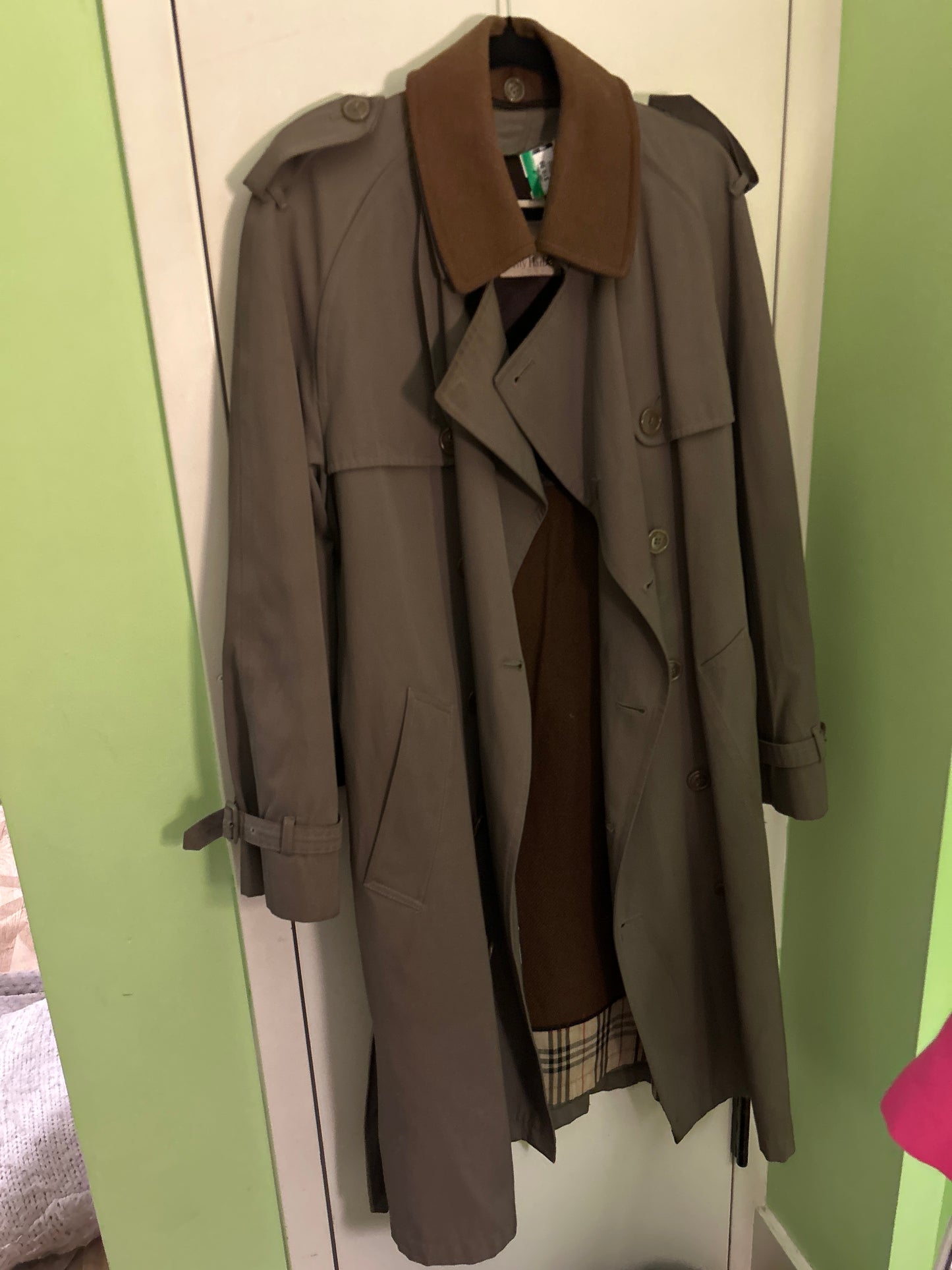 Green trench with brown collar