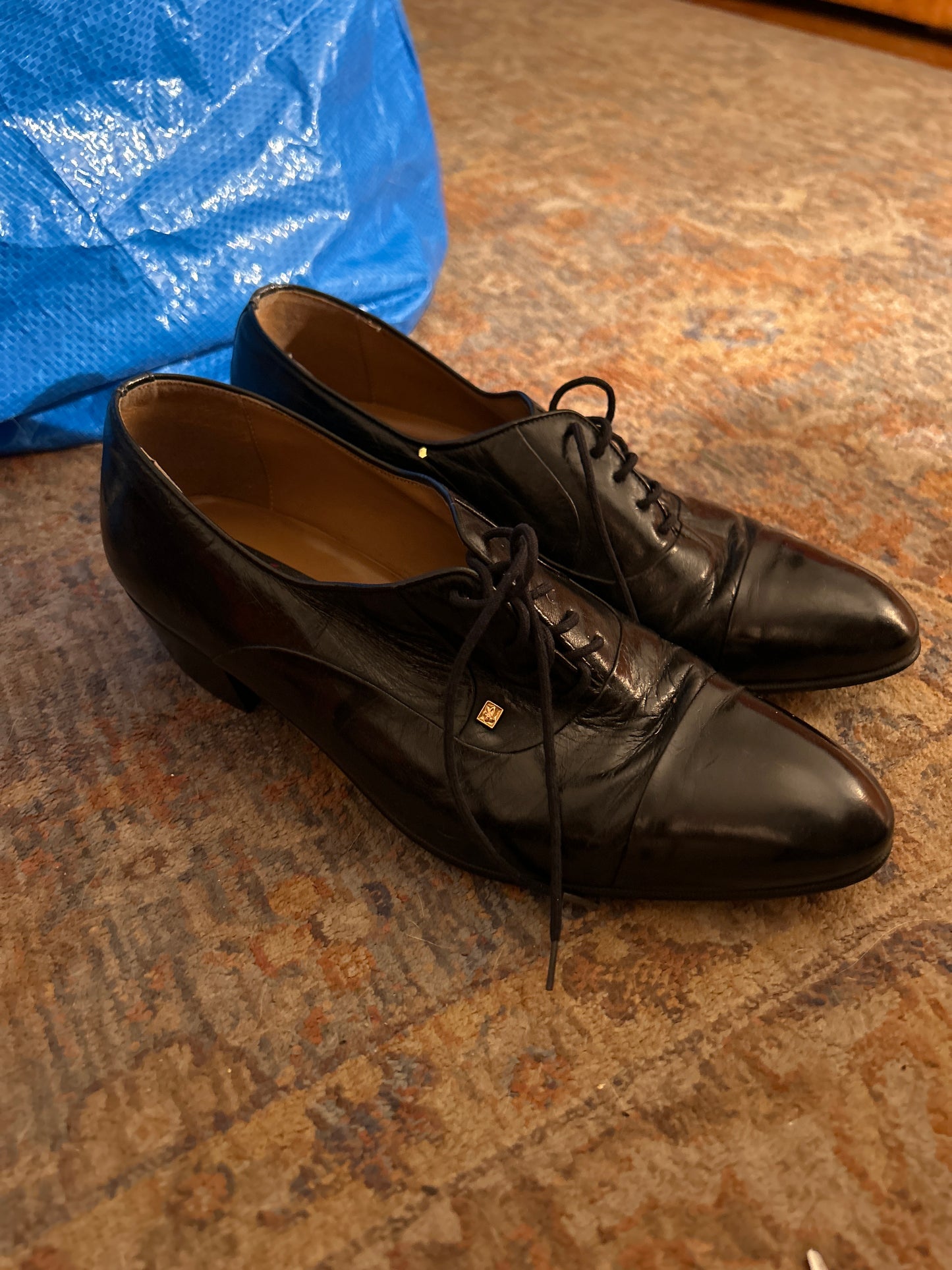 Vittorio Ponti black leather loafers sz 8