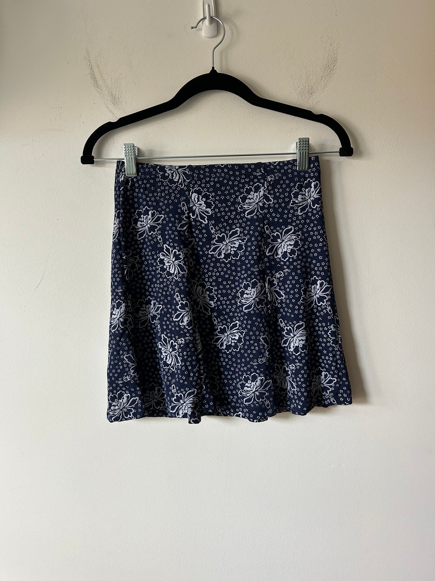 stretchy navy hawaiian floral mini skirt