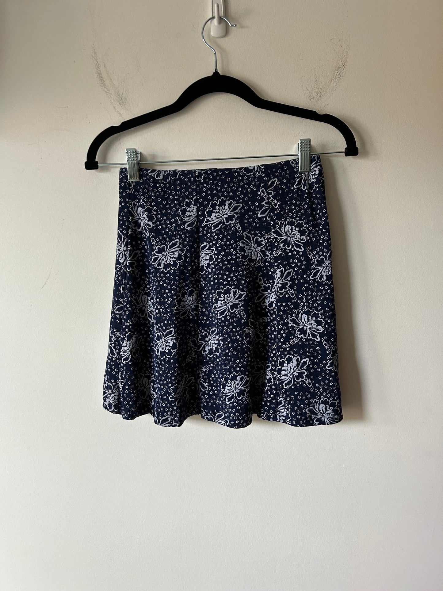stretchy navy hawaiian floral mini skirt